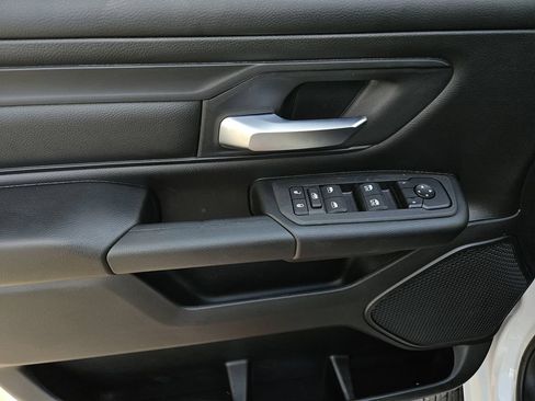 New 2026 RAM 1500 Express AWD/4WD image 15