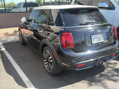 Used 2021 MINI Cooper S FWD image 3