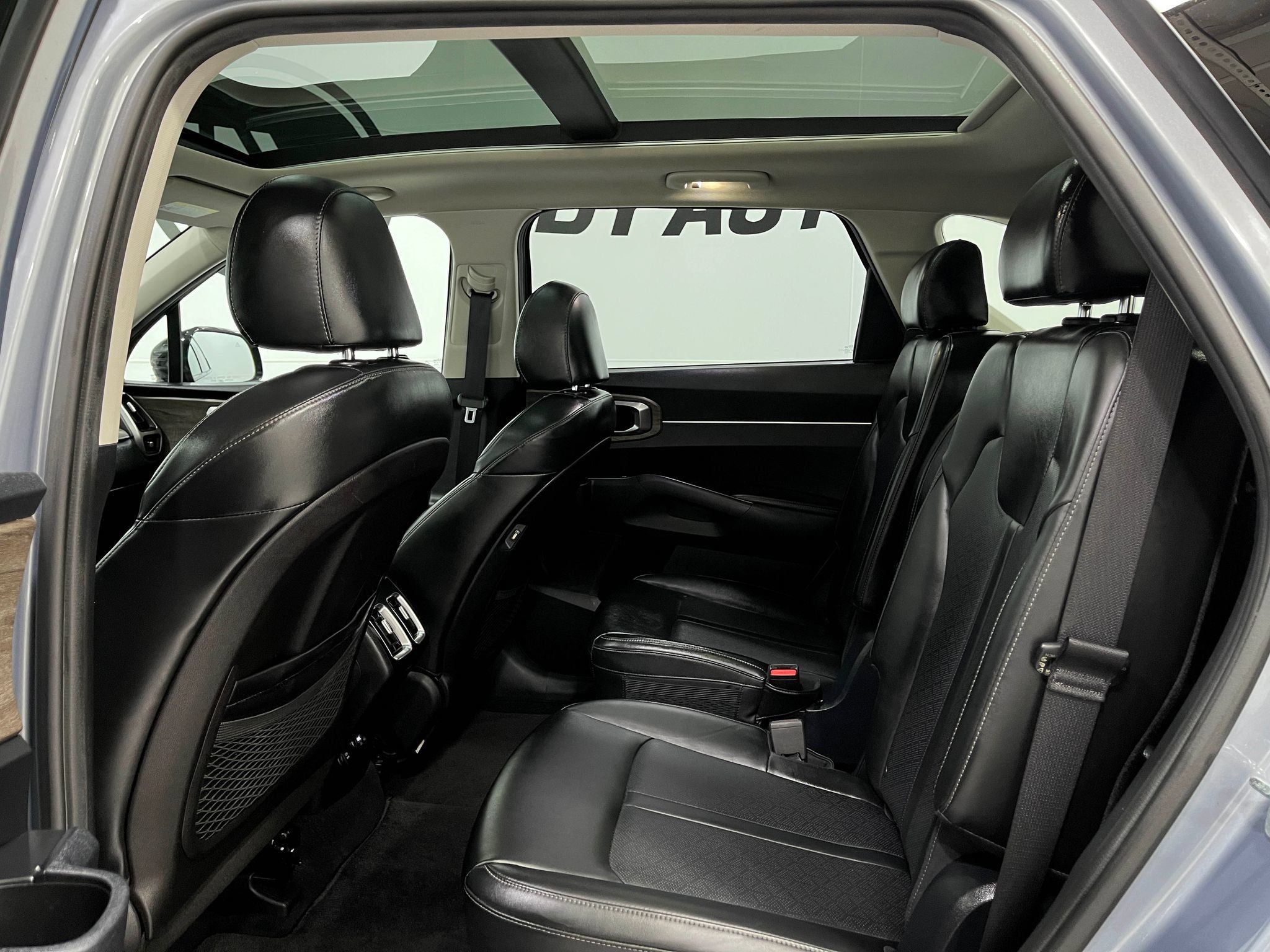 Used 2021 Kia Sorento EX w/ Panoramic Sunroof Package AWD/4WD image 29