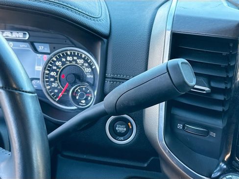 Used 2024 RAM 2500 Laramie image 25