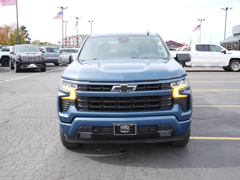 Used 2024 Chevrolet Silverado 1500 RST AWD/4WD image 4