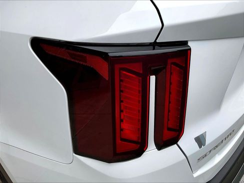 Used 2025 Kia Sorento S AWD/4WD image 22