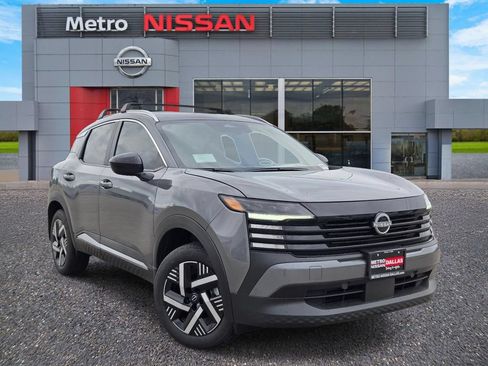 New 2026 Nissan Kicks SV w/ Cold Weather Package FWD image 1