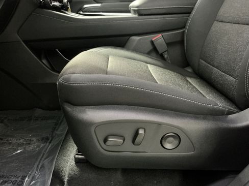 New 2026 Chevrolet Traverse LT w/ Midnight/Sport Edition FWD image 15