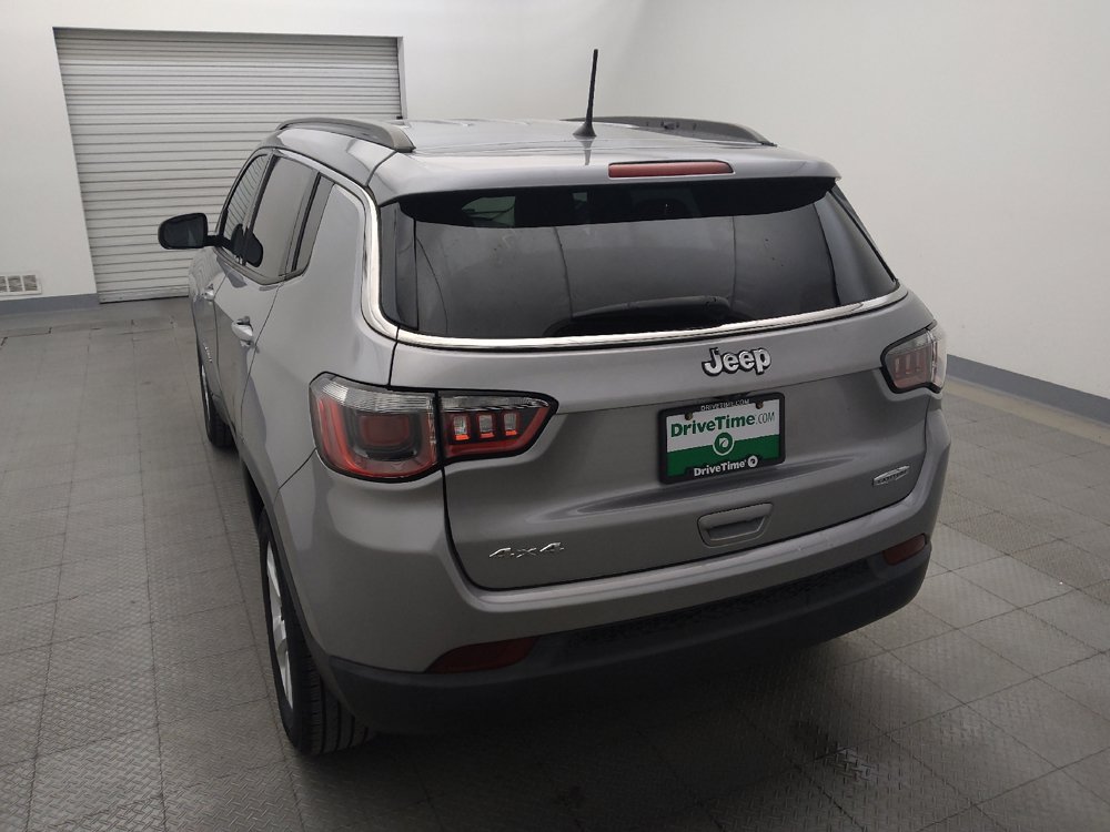 Used 2018 Jeep Compass Latitude AWD/4WD image 6