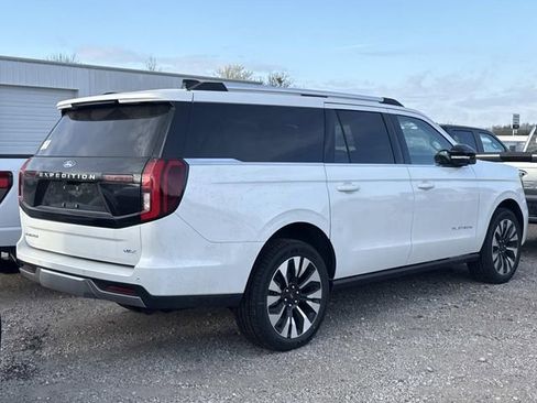 New 2026 Ford Expedition Max Platinum w/ Driver's Package image 4