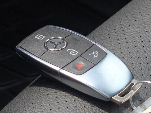 Certified 2024 Mercedes-Benz GLS 450 4MATIC image 41