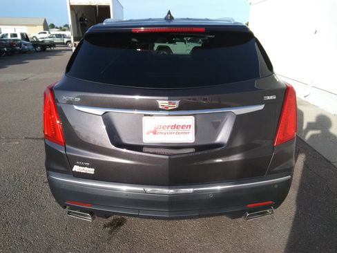 Used 2017 Cadillac XT5 Premium Luxury image 6