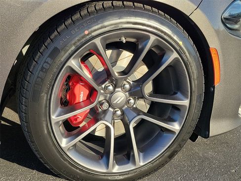 Used 2020 Dodge Charger Scat Pack image 30