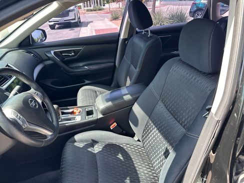 Used 2017 Nissan Altima 2.5 SV w/ Convenience Package FWD image 18