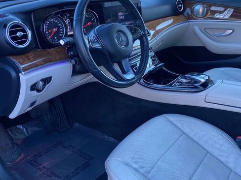 Used 2017 Mercedes-Benz E 300 E 300 4MATIC Sedan 4D image 12