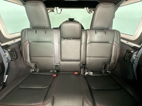New 2026 Jeep Wrangler Unlimited Rubicon AWD/4WD image 10