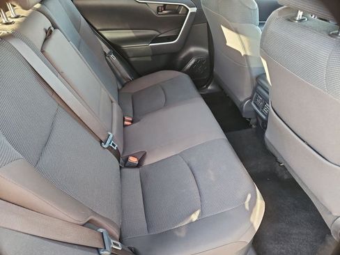 Used 2025 Toyota RAV4 LE AWD/4WD image 25