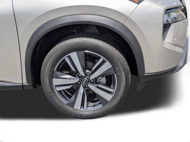 Used 2024 Nissan Rogue SL AWD/4WD image 10