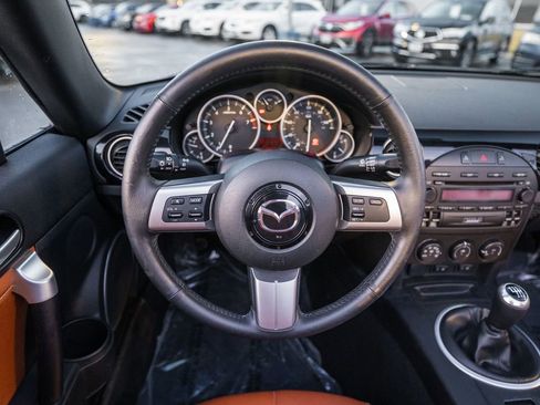 Used 2008 MAZDA MX-5 Miata Grand Touring w/ Premium Pkg image 21