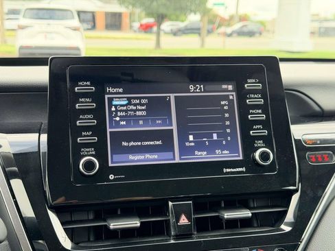 Certified 2024 Toyota Camry SE FWD image 3