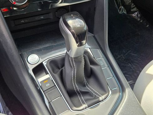 Certified 2025 Volkswagen Taos S AWD/4WD image 22