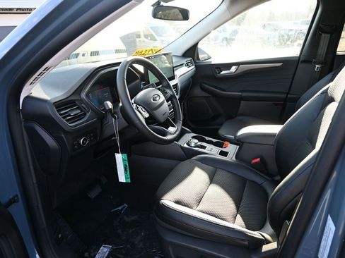 New 2026 Ford Escape SE image 15