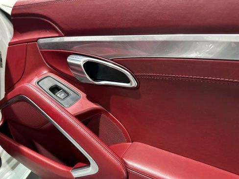 Used 2017 Porsche 718 Boxster RWD image 49