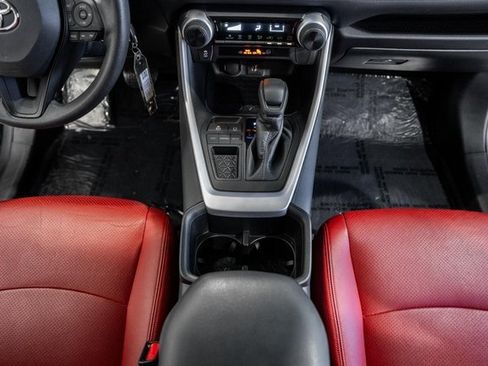 Used 2023 Toyota RAV4 LE image 21