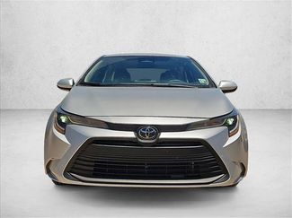 Used 2023 Toyota Corolla LE FWD video 2