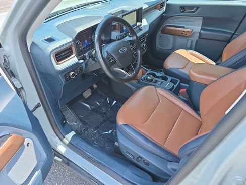 Used 2023 Ford Maverick Lariat w/ Lariat Luxury Package AWD/4WD image 11