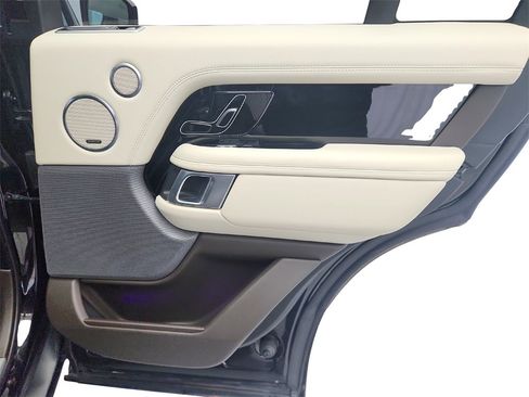 Used 2019 Land Rover Range Rover Supercharged image 29