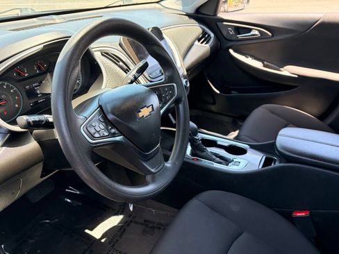 Used 2024 Chevrolet Malibu LT FWD image 19