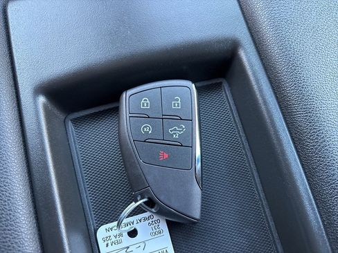 Used 2024 Chevrolet Silverado 2500 LT image 26