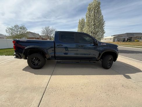 Used 2020 Chevrolet Silverado 1500 LT Trail Boss AWD/4WD image 22