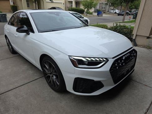 Used 2023 Audi S4 Premium Plus w/ Premium Plus Package AWD/4WD image 4