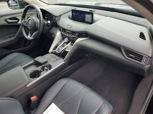 Certified 2022 Acura TLX w/ Technology Package image 4