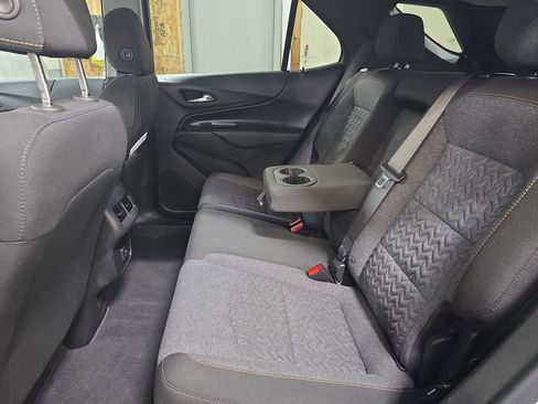 Used 2022 Chevrolet Equinox LT image 13