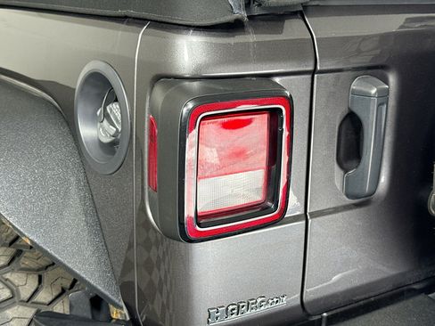 Used 2020 Jeep Wrangler Unlimited Sport S image 36