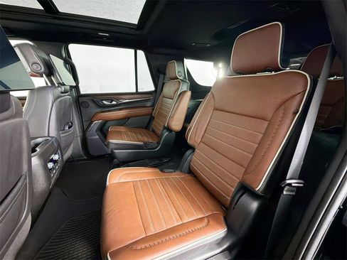 Used 2023 GMC Yukon Denali Ultimate image 23