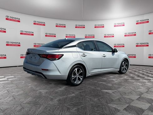 Used 2023 Nissan Sentra SV image 3