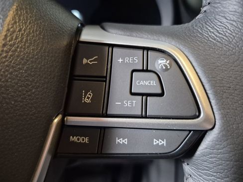 New 2026 Toyota Sienna XLE image 26