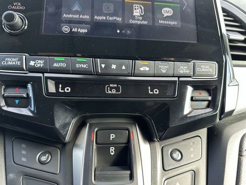 Used 2024 Honda Odyssey EX-L image 19