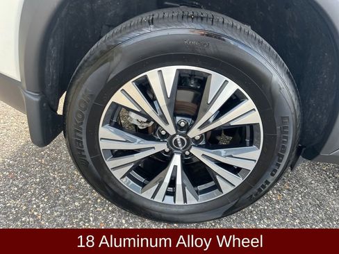 Used 2023 Nissan Rogue SV image 19