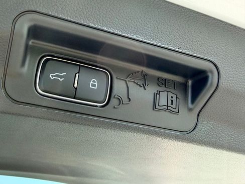 New 2026 Ford Explorer Active w/ Active Comfort Package RWD image 26