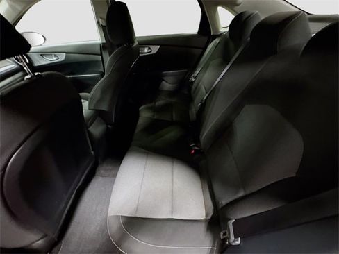 Used 2023 Kia Forte LXS w/ LXS Technology Package image 24