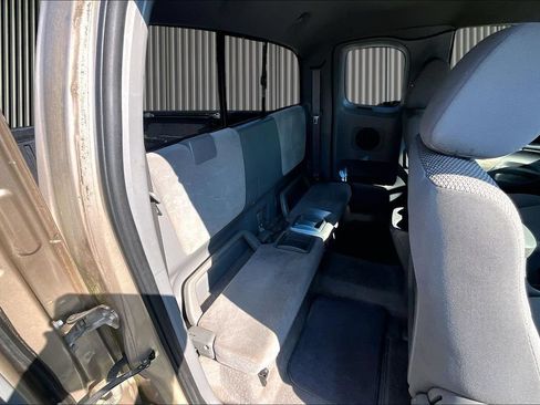 Used 2005 Toyota Tacoma 2WD Access Cab w/ Convenience Pkg image 25