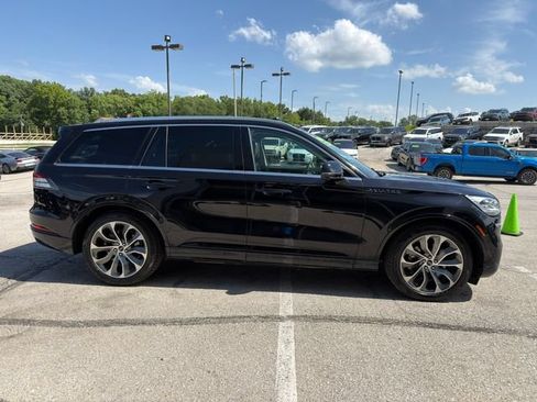 Used 2020 Lincoln Aviator Grand Touring w/ Equipment Group 302A AWD/4WD image 8