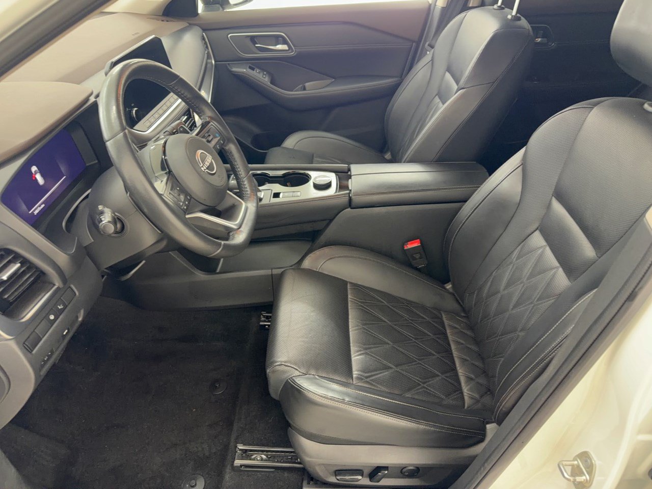 Used 2023 Nissan Rogue Platinum w/ Platinum Premium Package AWD/4WD image 5