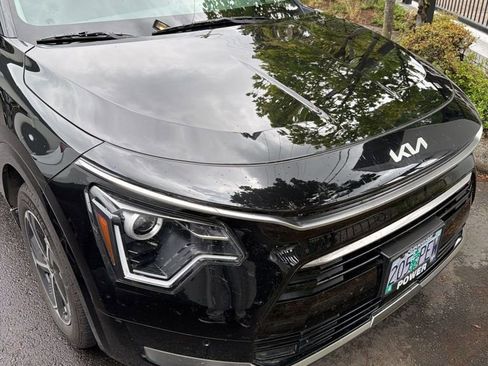 Certified 2023 Kia Niro FWD image 8