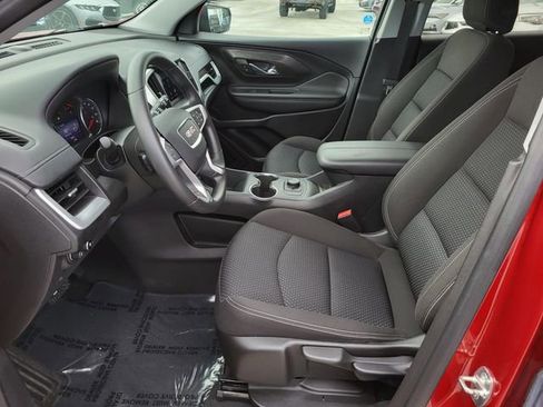 Used 2022 GMC Terrain SLE image 17