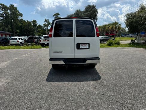 Used 2019 Chevrolet Express 3500 LT w/ LT Preferred Equipment Group RWD image 5