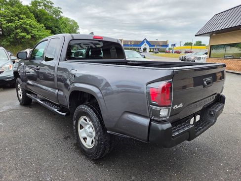 Used 2019 Toyota Tacoma SR AWD/4WD image 8