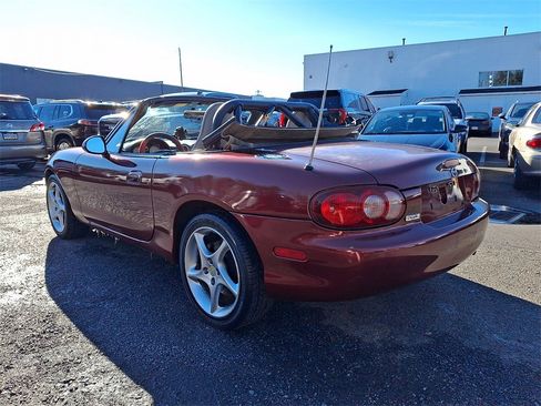 Used 2003 MAZDA MX-5 Miata image 5