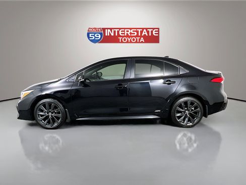 Certified 2024 Toyota Corolla SE image 4